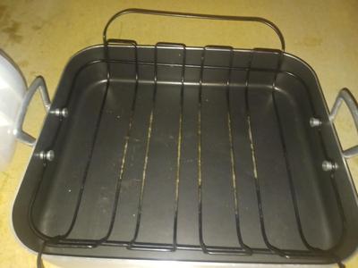 HORS D'OEUVRE SERVER/KEEPER & LARGE ROASTING PAN