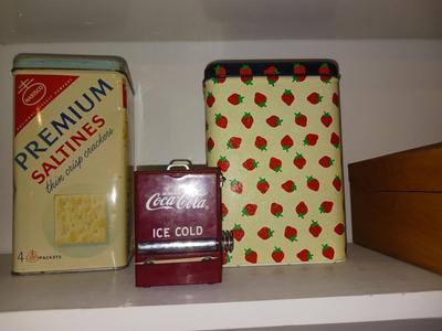 COCA-COLA SALT & PEPPER SHAKER PLUS COKE TOOTHPICK DISPENSER AND MORE!