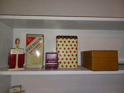 COCA-COLA SALT & PEPPER SHAKER PLUS COKE TOOTHPICK DISPENSER AND MORE!