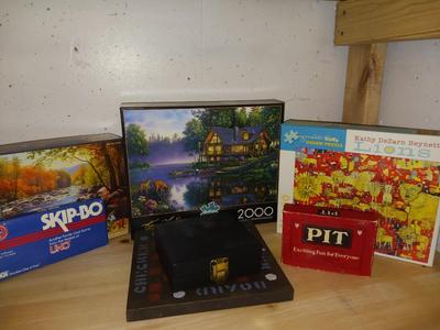 PUZZLES. SKIPBO, CHECKERS AND MORE