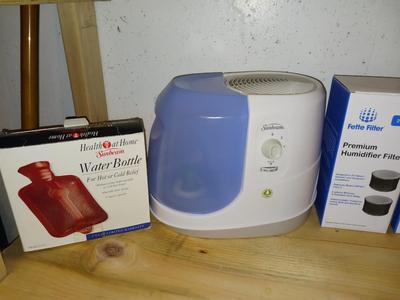 HUMIDIFIER WITH FILTERS, WATER BOTTLE HOT & COLD