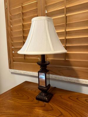 3 FELT LINED DRAWER NIGHTSTAND WITH LAMP & ALARM CLOCK