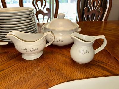 LARGE SET OF HEIRLOOM PFALTZGRAFF DINNERWARE WITH EXTRAS