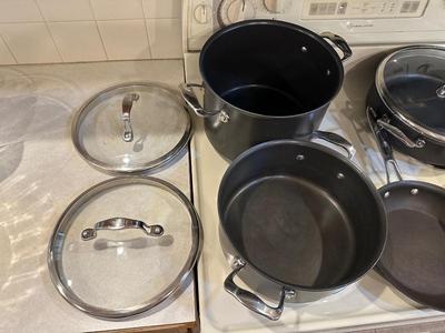 NICE SET OF COOKWARE