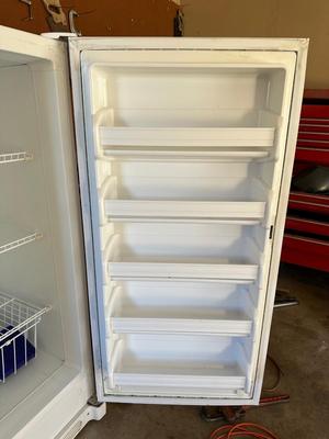 FRIGIDAIRE UPRIGHT FREEZER