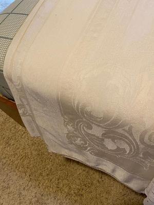 LARGE RECTANGLE TABLECLOTHS
