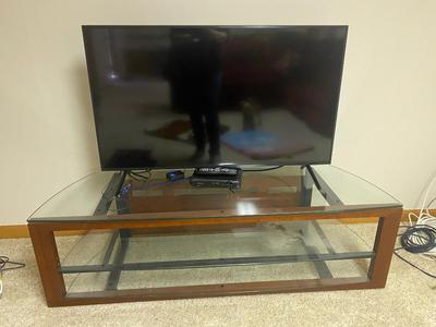 50” SAMSUNG SMART TV AND MEDIA STAND