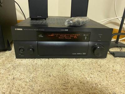 NICE YAMAHA RX-VS2700 RECEIVER AND DEFINITIVE SURROUND SOUND SPEAKERS