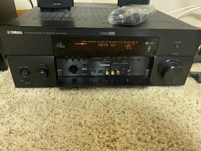 NICE YAMAHA RX-VS2700 RECEIVER AND DEFINITIVE SURROUND SOUND SPEAKERS