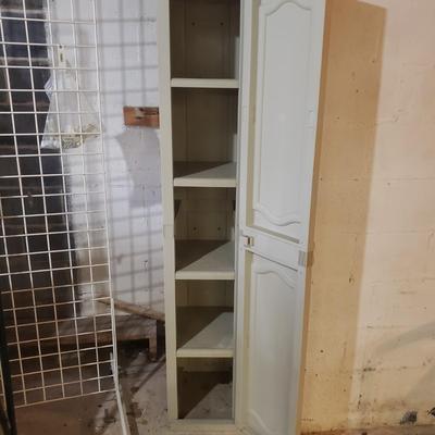 Keter Lightweight Slender Storage Cabinet (B1-KD)