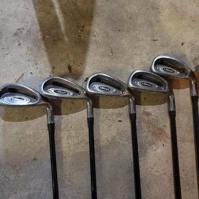 MG Golf Bag/Clubs, Cart and More!