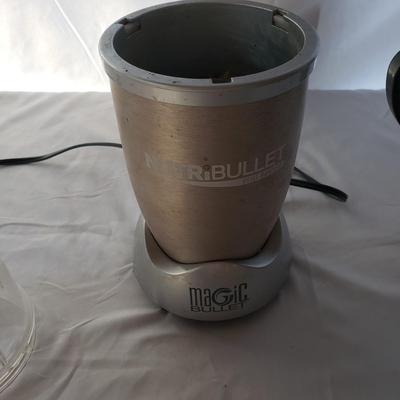 NutriBullet 900 Series Blender and Accessories (K-KD)
