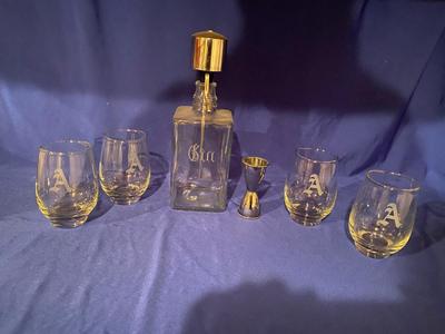 ETCHED GIN DISPENSER BOTTLE AND DRINK GLASSES WITH “A” ETCHED ON SIDE