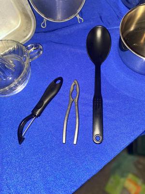KITCHEN, COOKWARE, BAKEWARE, AND OTHER GADGETS