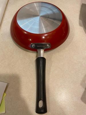 2 NEW TAL-FAN PANS, GRIDDLE LIGHTLY USED