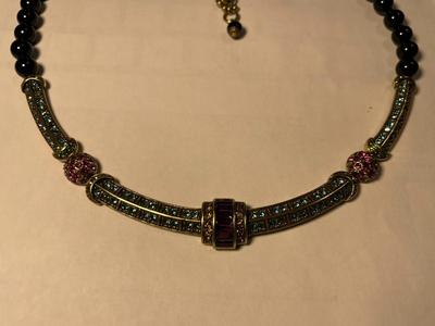 "HEIDI DAUS" New Never Worn Condition Fashion Onyx Bead 17-20" Adjustable Necklace w/Colored Stone Accented as Pictured.