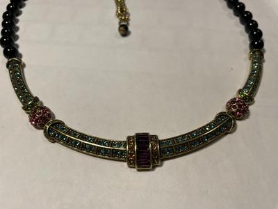 "HEIDI DAUS" New Never Worn Condition Fashion Onyx Bead 17-20" Adjustable Necklace w/Colored Stone Accented as Pictured.