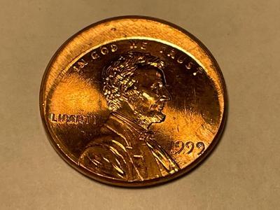 1999 Choice Brilliant Uncirculated 10-15% "Off-Center" Lincoln Cent as Pictured. FREE DOMESTIC SHIPPING.