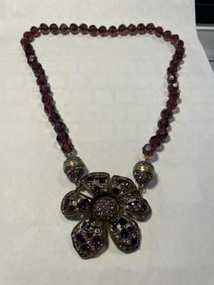 "HEIDI DAUS" New Never Worn Fashion Crystal Bead 21.5" Necklace w/Pendant as Pictured.