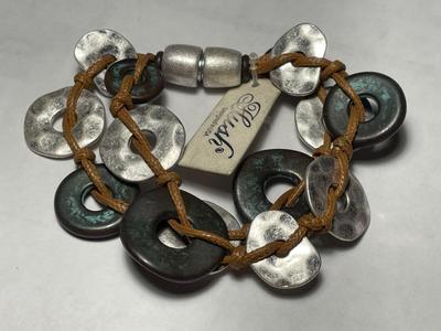 Lot of (6) Vintage New w/Tags Metal Washer Disc Bracelets w/Magnetic Clasp 7.25" Long as Pictured.