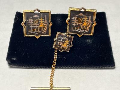 Vintage Mid-Century Modern 1960's Amita Japan Damascene Etched Cufflinks & Tie Tack in Very Good Preowned Condition as Pic'd.