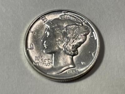 1944-P BRILLIANT UNCIRCULATED CONDITION MERCURY SILVER DIME AS PICTURED. COIN #2.