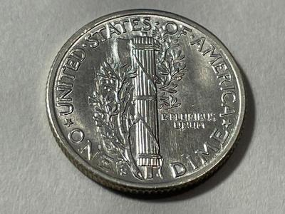 1942-S BRILLIANT UNCIRCULATED FULL BANDS CONDITION MERCURY SILVER DIME AS PICTURED. COIN #5.
