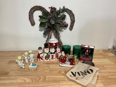 Christmas Decor Lot
