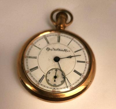 Lot #126 Elgin National Watch Company - gold metal antique pocket watch