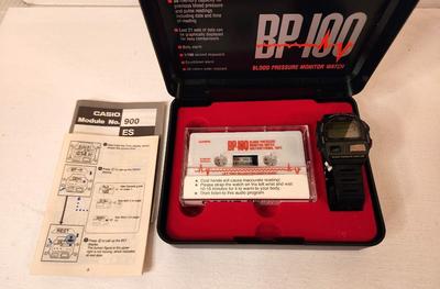 Lot #132 Casio Blood Pressure-100 Monitor/Watch combo - scarce