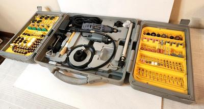 Lot #149 Dremel Kit - complete