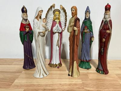 Nativity Fine Hand Painted Porcelain 10in Tall Pencil Figurines