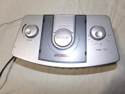 Clock radio alarm clock