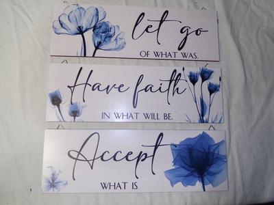 Lot of wall decor items for kitchen/home