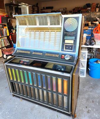 Lot #181 Rock-Ola Jukebox - needs restoration