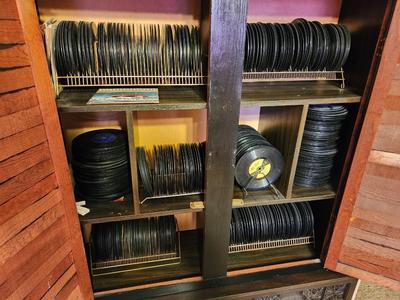 Lot #182 Large Lot of Vintage 45 rpm Records