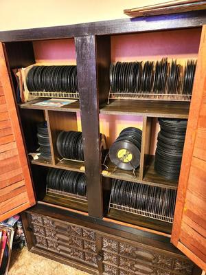 Lot #182 Large Lot of Vintage 45 rpm Records
