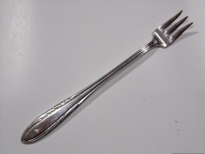 Viceroy Plate U.S.A. Set of 6 lobster forks.