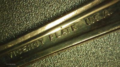 Viceroy Plate U.S.A. (1of4) baby spoon.