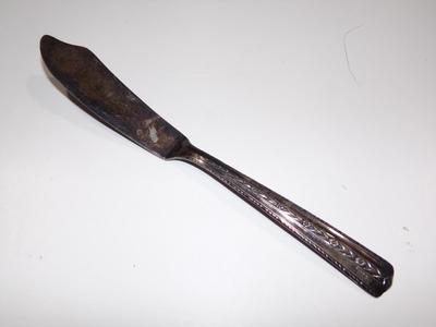 Knickerbocker Plate AA, butter server knife.
