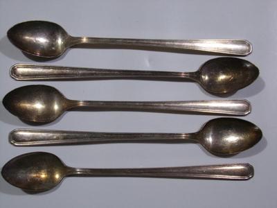 5 Wm A Rogers Hotel Plate Oneida Ltd. iced tea spoons.