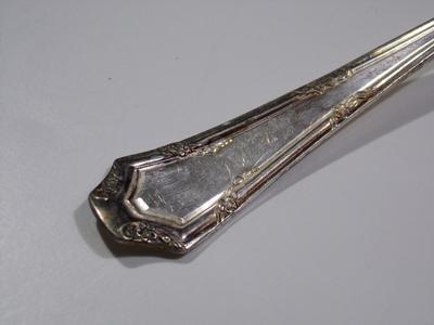 5 Stratford Silver Co. AXI (plate) traditional tea spoons.
