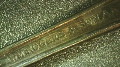 8 Wm Rogers & Son AA, silver plate, traditional tea spoons.