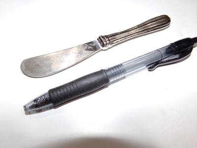 Place setting butter spreader