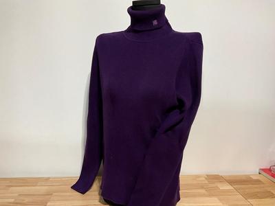 Ralph Lauren’s sweaters for the season, size L