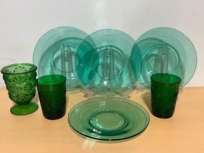 Anchor Hocking Sandwich Patter Juice Glasses, Green Plates/Spooner