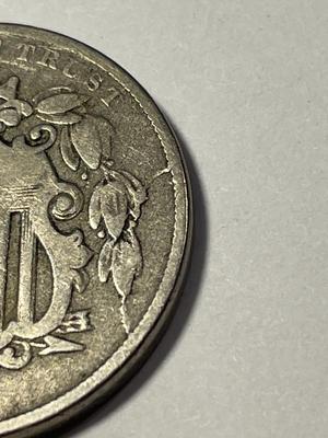 1867 CIRCULATED CONDITION SHIELD NICKEL WITH MAJOR DIE CRACK/BREAK AS PICTURED. FREE DOMESTIC SHIPPING.