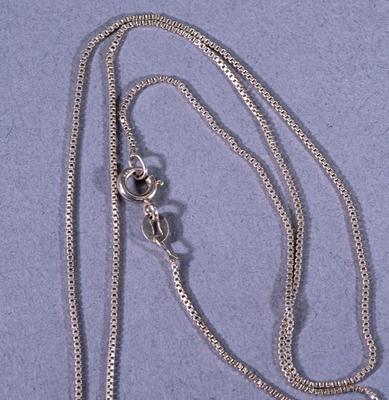 BEAUTIFUL PENDANT WITH STERLING NECKLACE