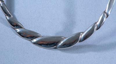 STERLING (925) CHOKER NECKLACE