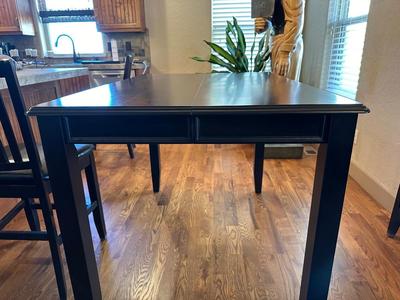 COUNTERTOP HEIGHT DINING TABLE W/BUILT IN (BUTTERFLY) LEAF AND 4 CHAIRS